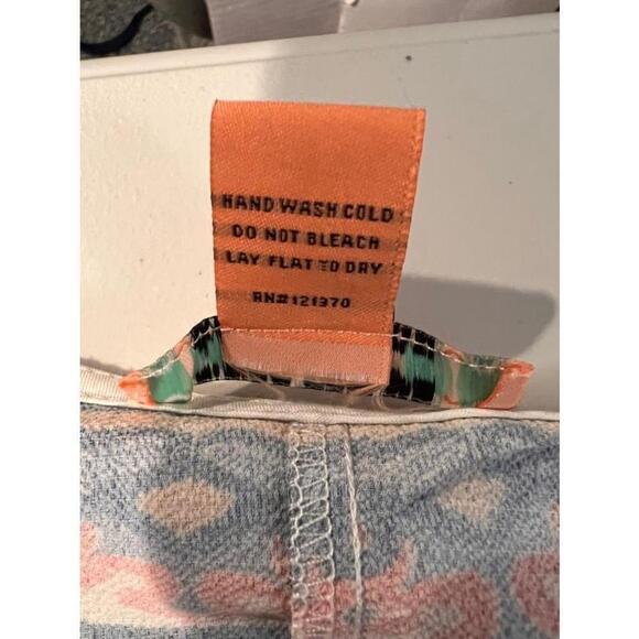 Flying Tomato Red and Blue Blouse Size Small - Picture 9 of 11